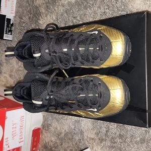 Nike Metallic Gold Foamposite